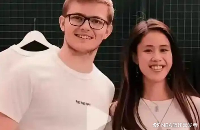 IM电竞-正式退出，勒布伦发声，官宣决定，法国意外，此前被梁靖崑让2追3|大勒布伦|锦标赛|梁靖昆|双打|冠军_新浪体育_新浪新闻